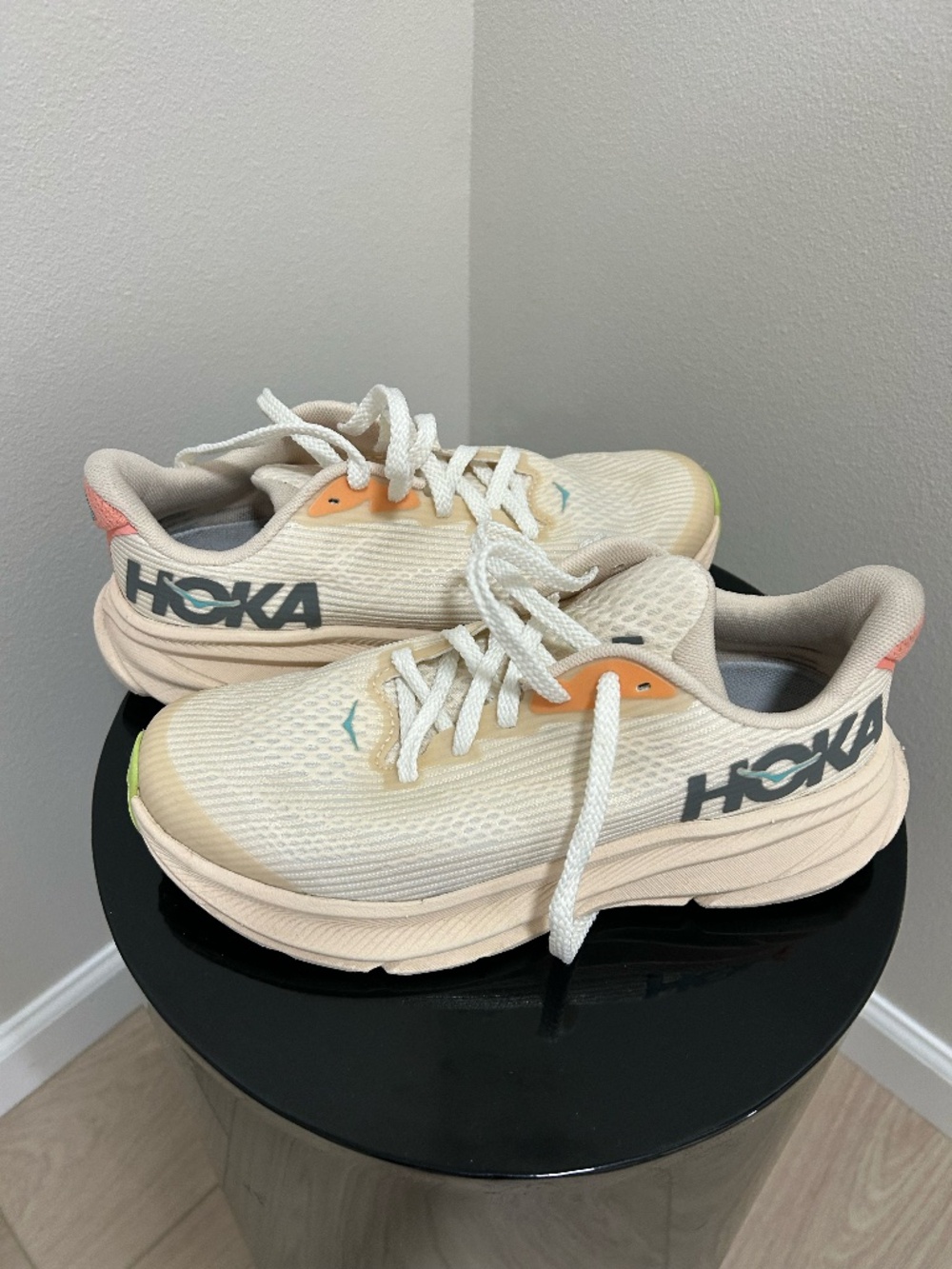 Hoka